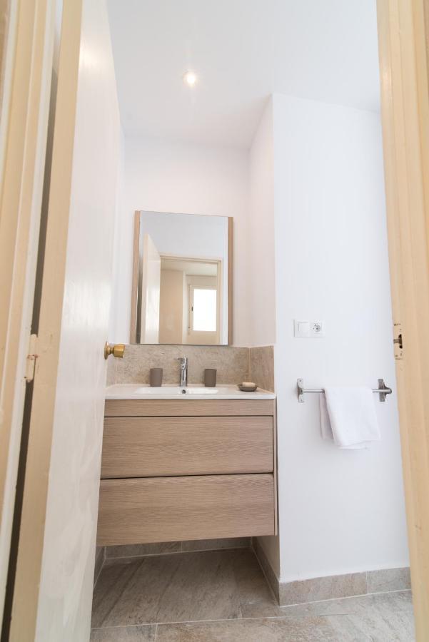 Vintage Casco Historico Apartment อาลิกันเต ภายนอก รูปภาพ
